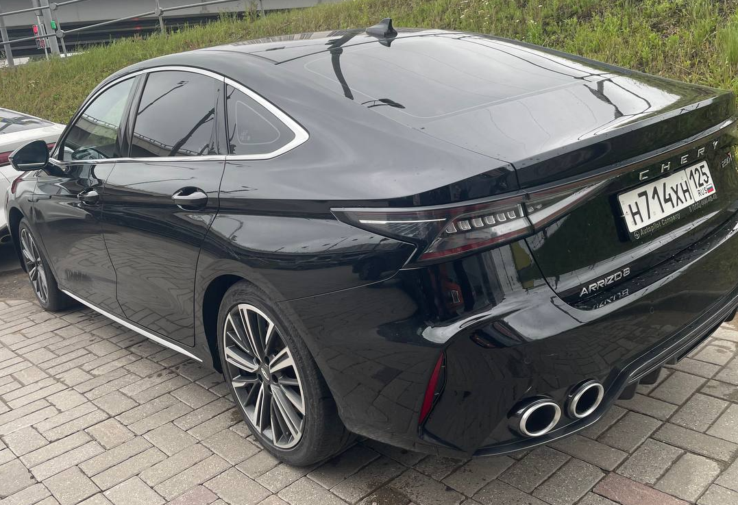 Аренда chery arrizo-8 комфорт класса 2023 года в городе Москва Варшавская от 5200 руб./сутки, передний привод, двигатель: бензин, объем 1.6 литров, каско (Мультидрайв), ОСАГО (Мультидрайв), без водителя, недорого, вид 3 - RentRide