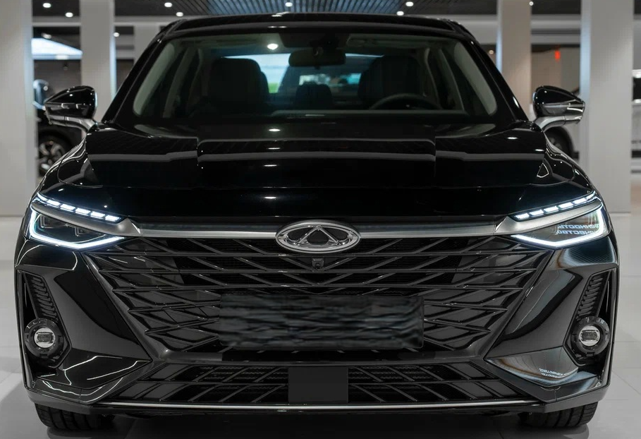 Аренда chery arrizo-8 стандарт класса 2023 года в городе Москва Варшавская от 3960 руб./сутки, передний привод, двигатель: бензин, объем 1.6 литров, каско (Мультидрайв), ОСАГО (Мультидрайв), без водителя, недорого, вид 2 - RentRide