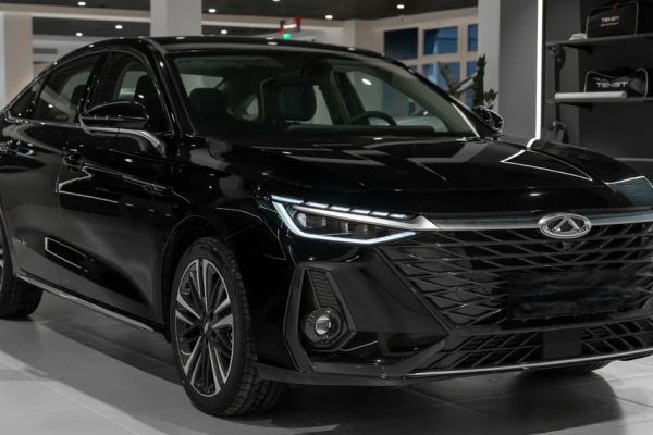 Прокат авто chery arrizo-8 стандарт класса 2023 года в городе Москва Варшавская от 3960 руб./сутки, передний привод, двигатель: бензин, объем 1.6 литров, каско (Мультидрайв), ОСАГО (Мультидрайв), без водителя, недорого - RentRide