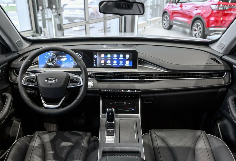 Аренда chery tiggo-4 стандарт класса 2025 года в городе Москва Варшавская от 3520 руб./сутки, передний привод, двигатель: бензин, объем 1.5 литров, каско (Мультидрайв), ОСАГО (Мультидрайв), без водителя, недорого, вид 9 - RentRide