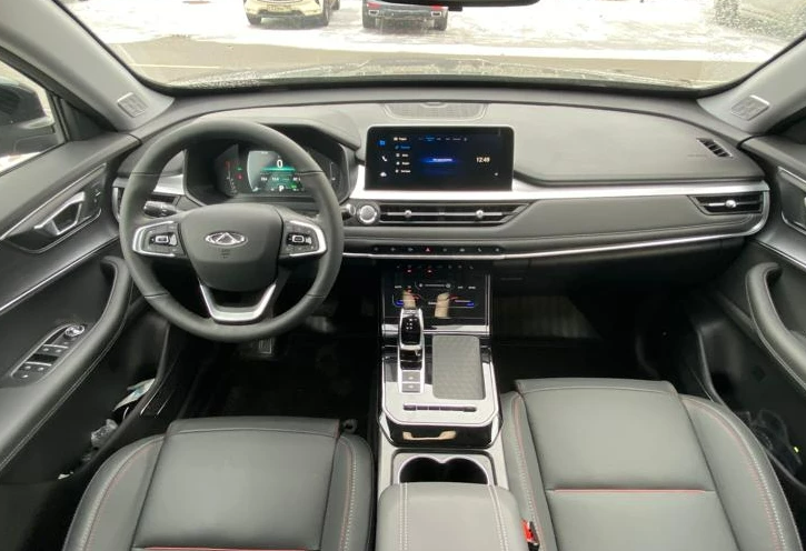 Аренда chery tiggo-7-pro комфорт класса 2022 года в городе Москва Озёрная от 4000 руб./сутки, передний привод, двигатель: бензин, объем 1.5 литров, ОСАГО (Впишу в полис), без водителя, недорого, вид 5 - RentRide