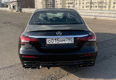 Аренда mercedes-benz e-klass бизнес класса 2019 года в городе Москва Люблино от 7600 руб./сутки, задний привод, двигатель: бензин, объем 2 литра, ОСАГО (Мультидрайв), без водителя, недорого, вид 5 - RentRide