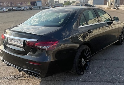 Аренда mercedes-benz e-klass бизнес класса 2019 года в городе Москва Люблино от 7600 руб./сутки, задний привод, двигатель: бензин, объем 2 литра, ОСАГО (Мультидрайв), без водителя, недорого, вид 6 - RentRide