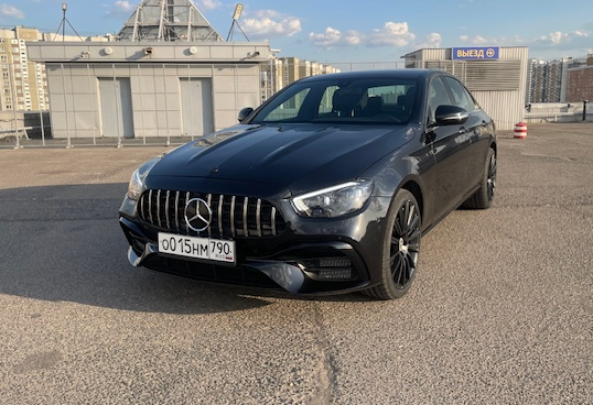 Аренда mercedes-benz e-klass бизнес класса 2019 года в городе Москва Люблино от 7600 руб./сутки, задний привод, двигатель: бензин, объем 2 литра, ОСАГО (Мультидрайв), без водителя, недорого, вид 7 - RentRide