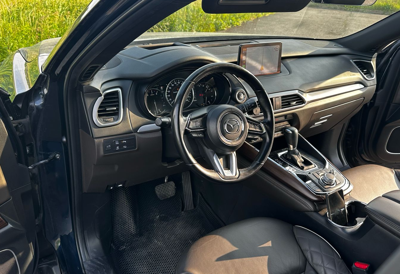 Аренда mazda cx-9 комфорт класса 2021 года в городе Москва Беговая от 4000 руб./сутки, полный привод, двигатель: бензин, объем 2.5 литров, каско (Мультидрайв), ОСАГО (Мультидрайв), без водителя, недорого, вид 3 - RentRide