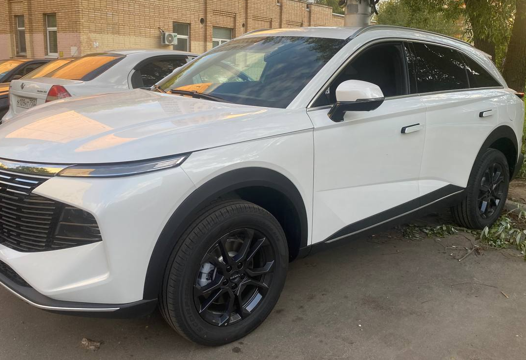 Аренда haval f7 стандарт класса 2025 года в городе Москва Чертановская от 4720 руб./сутки, передний привод, двигатель: бензин, объем 1.5 литров, каско (Мультидрайв), ОСАГО (Мультидрайв), без водителя, недорого - RentRide
