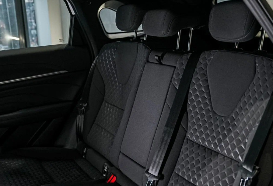 Аренда haval f7 стандарт класса 2025 года в городе Москва Чертановская от 3920 руб./сутки, передний привод, двигатель: бензин, объем 1.5 литров, каско (Мультидрайв), ОСАГО (Мультидрайв), без водителя, недорого, вид 7 - RentRide