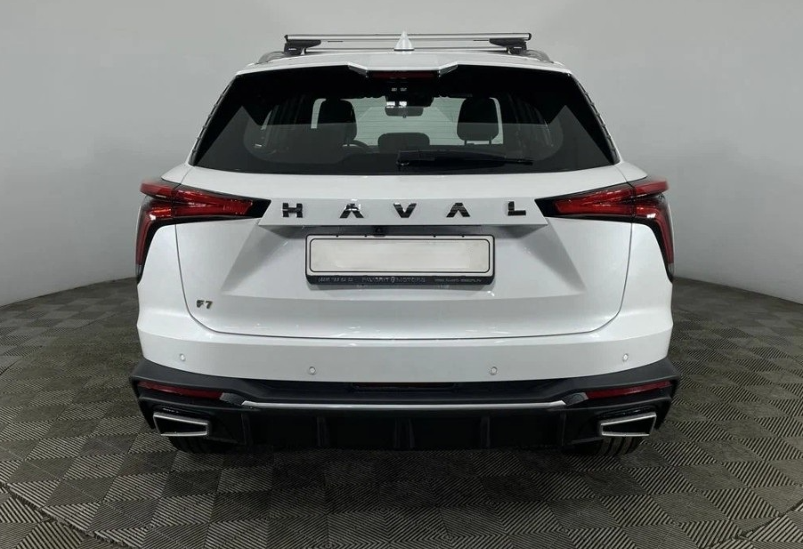 Аренда haval f7 стандарт класса 2025 года в городе Москва Чертановская от 3920 руб./сутки, передний привод, двигатель: бензин, объем 1.5 литров, каско (Мультидрайв), ОСАГО (Мультидрайв), без водителя, недорого, вид 4 - RentRide