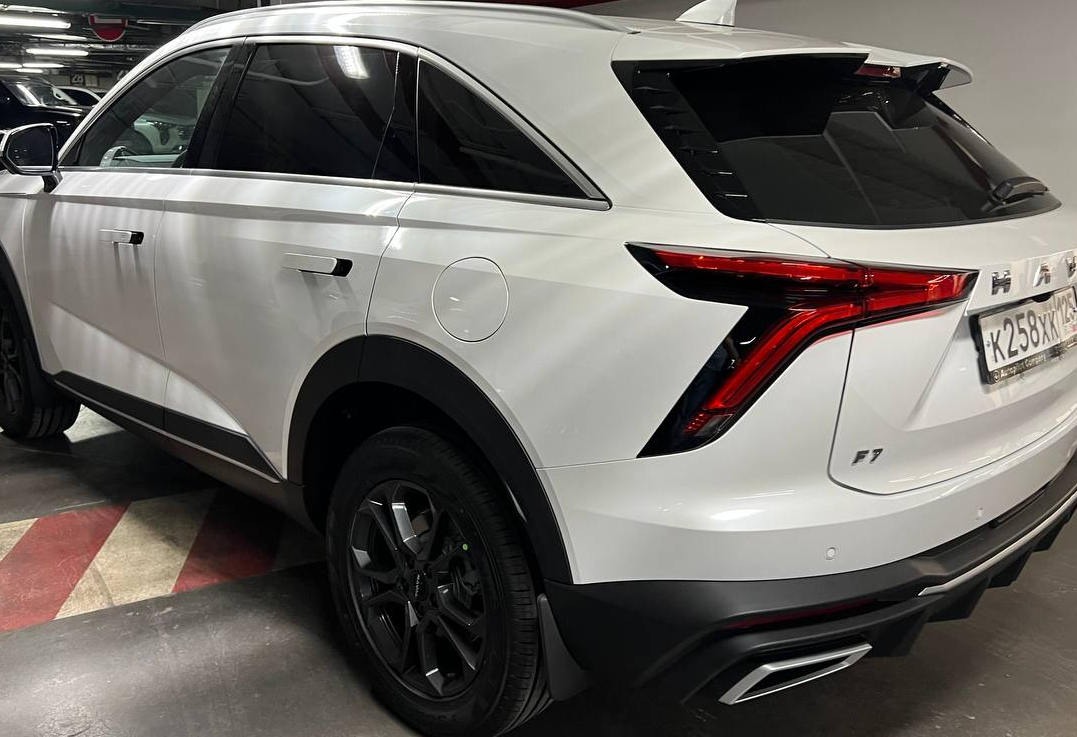 Аренда haval f7 стандарт класса 2025 года в городе Москва Щукинская от 4720 руб./сутки, передний привод, двигатель: бензин, объем 1.5 литров, каско (Мультидрайв), ОСАГО (Мультидрайв), без водителя, недорого, вид 3 - RentRide