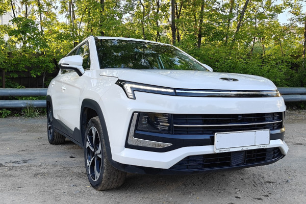 Прокат авто moskvich 3 эконом класса 2023 года в городе Москва Ботанический сад от 2800 руб./сутки, передний привод, двигатель: бензин, объем 1.5 литров, ОСАГО (Впишу в полис), без водителя, недорого - RentRide