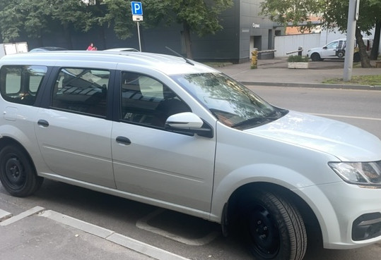 Аренда lada largus эконом класса 2024 года в городе Москва от 3160 руб./сутки, передний привод, двигатель: бензин, объем 1.5 литров, ОСАГО (Впишу в полис), без водителя, недорого, вид 5 - RentRide