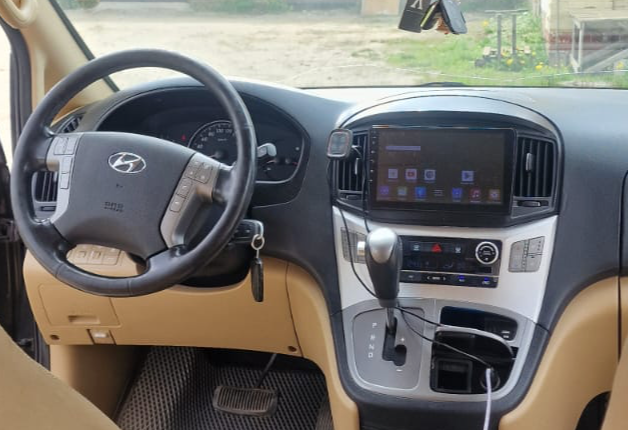 Аренда hyundai h-1 стандарт класса 2020 года в городе Москва Юго-Восточная от 8000 руб./сутки, задний привод, двигатель: дизель, объем 2.5 литров, ОСАГО (Впишу в полис), без водителя, недорого, вид 5 - RentRide