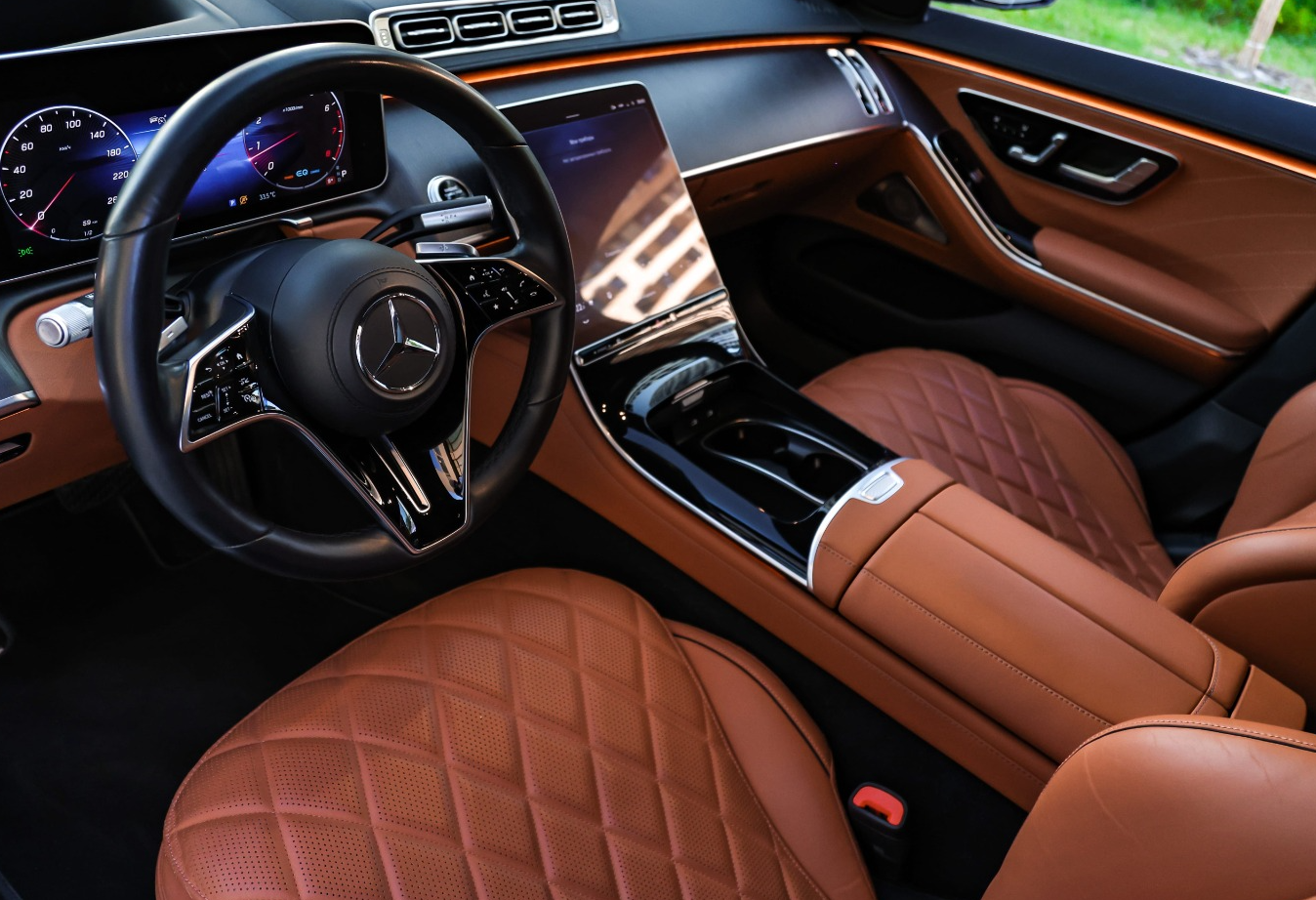 Аренда mercedes-benz s-klass премиум класса 2021 года в городе Москва Авиамоторная от 30800 руб./сутки, полный привод, двигатель: бензин, объем 3 литра, каско (Мультидрайв), ОСАГО (Мультидрайв), без водителя, недорого, вид 7 - RentRide