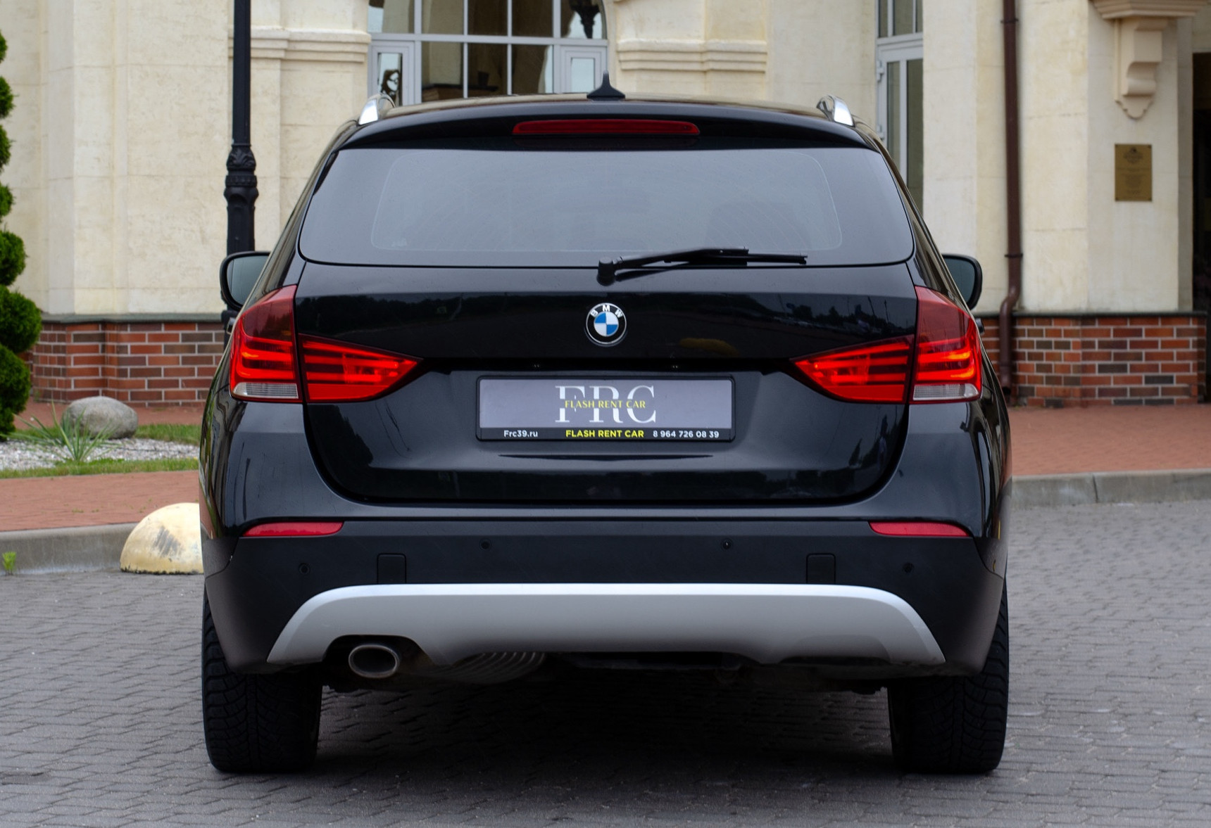 Аренда bmw x1 комфорт класса 2010 года в городе Москва от 5512 руб./сутки, полный привод, двигатель: дизель, объем 2 литра, каско (Впишу в полис), ОСАГО (Мультидрайв), без водителя, недорого, вид 5 - RentRide