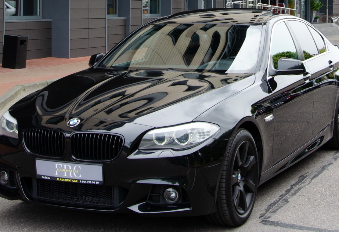 Аренда bmw 5-serii бизнес класса 2011 года в городе Москва от 5592 руб./сутки, задний привод, двигатель: дизель, объем 2 литра, каско (Впишу в полис), ОСАГО (Мультидрайв), без водителя, недорого, вид 4 - RentRide
