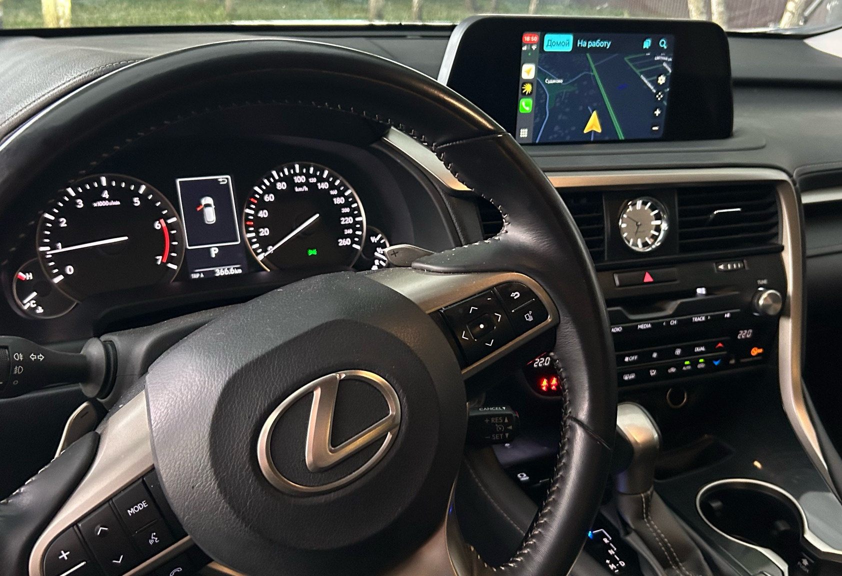 Аренда lexus rx бизнес класса 2021 года в городе Москва от 8000 руб./сутки, полный привод, двигатель: бензин, объем 2 литра, ОСАГО (Впишу в полис), без водителя, недорого, вид 6 - RentRide