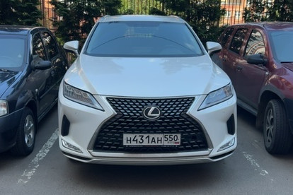 Прокат авто lexus rx бизнес класса 2021 года в городе Москва от 8000 руб./сутки, полный привод, двигатель: бензин, объем 2 литра, ОСАГО (Впишу в полис), без водителя, недорого - RentRide