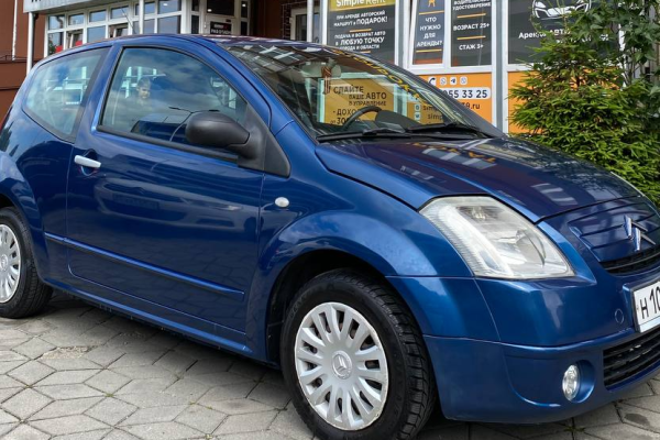 Прокат авто citroen c2 эконом класса 2003 года в городе Калининград от 2640 руб./сутки, передний привод, двигатель: бензин, объем 1.1 литр, каско (Мультидрайв), ОСАГО (Мультидрайв), без водителя, недорого - RentRide