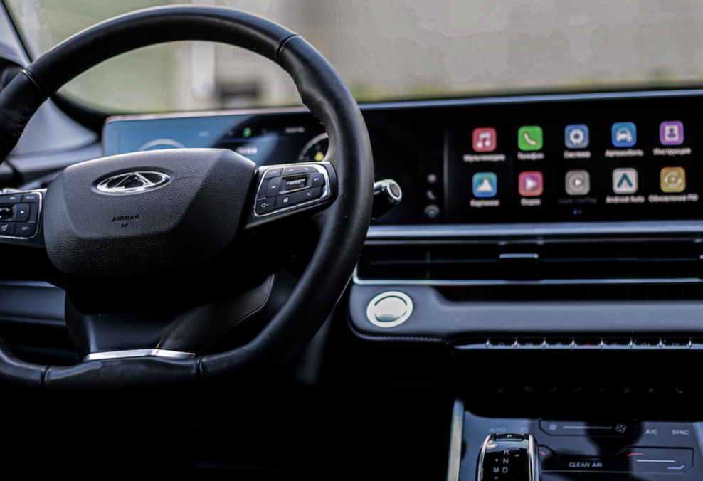 Аренда chery tiggo-7-pro-max бизнес класса 2023 года в городе Москва Славянский бульвар от 5000 руб./сутки, передний привод, двигатель: бензин, объем 1.5 литров, каско (Мультидрайв), ОСАГО (Мультидрайв), без водителя, недорого, вид 2 - RentRide
