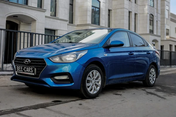 Прокат авто hyundai solaris эконом класса 2017 года в городе Москва Матвеевское от 3000 руб./сутки, передний привод, двигатель: бензин, каско (Мультидрайв), ОСАГО (Мультидрайв), без водителя, недорого - RentRide