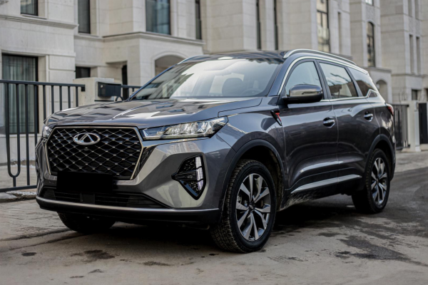 Прокат авто chery tiggo-7-pro-max комфорт класса 2023 года в городе Москва Матвеевское от 5800 руб./сутки, передний привод, двигатель: бензин, объем 1.5 литров, каско (Мультидрайв), ОСАГО (Мультидрайв), без водителя, недорого - RentRide