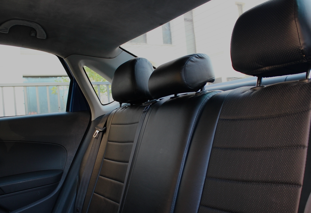 Аренда volkswagen polo эконом класса 2019 года в городе Москва Матвеевское от 2500 руб./сутки, передний привод, двигатель: бензин, объем 1.6 литров, каско (Мультидрайв), ОСАГО (Мультидрайв), без водителя, недорого, вид 4 - RentRide