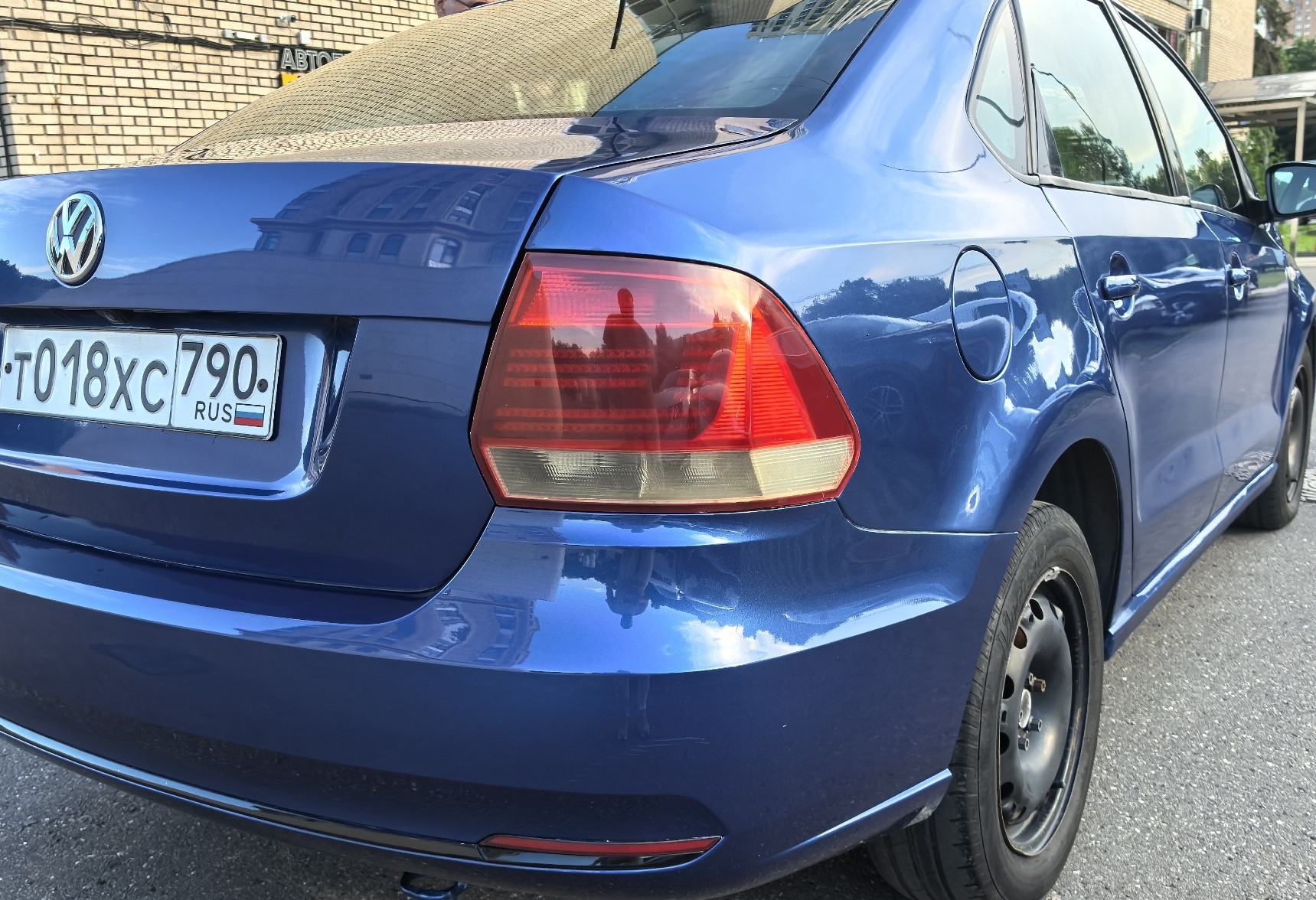 Аренда volkswagen polo эконом класса 2019 года в городе Москва Матвеевское от 3300 руб./сутки, передний привод, двигатель: бензин, объем 1.6 литров, каско (Мультидрайв), ОСАГО (Мультидрайв), без водителя, недорого, вид 2 - RentRide