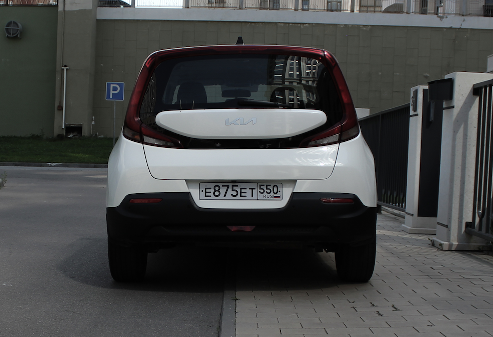 Аренда kia soul стандарт класса 2021 года в городе Москва Матвеевское от 4500 руб./сутки, передний привод, двигатель: бензин, объем 1.6 литров, каско (Мультидрайв), ОСАГО (Мультидрайв), без водителя, недорого, вид 7 - RentRide
