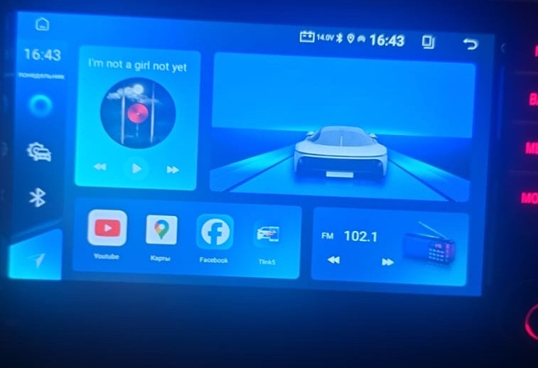 Аренда volkswagen polo эконом класса 2011 года в городе Москва Отрадное от 1990 руб./сутки, передний привод, двигатель: бензин, объем 1.6 литров, ОСАГО (Мультидрайв), без водителя, недорого, вид 12 - RentRide