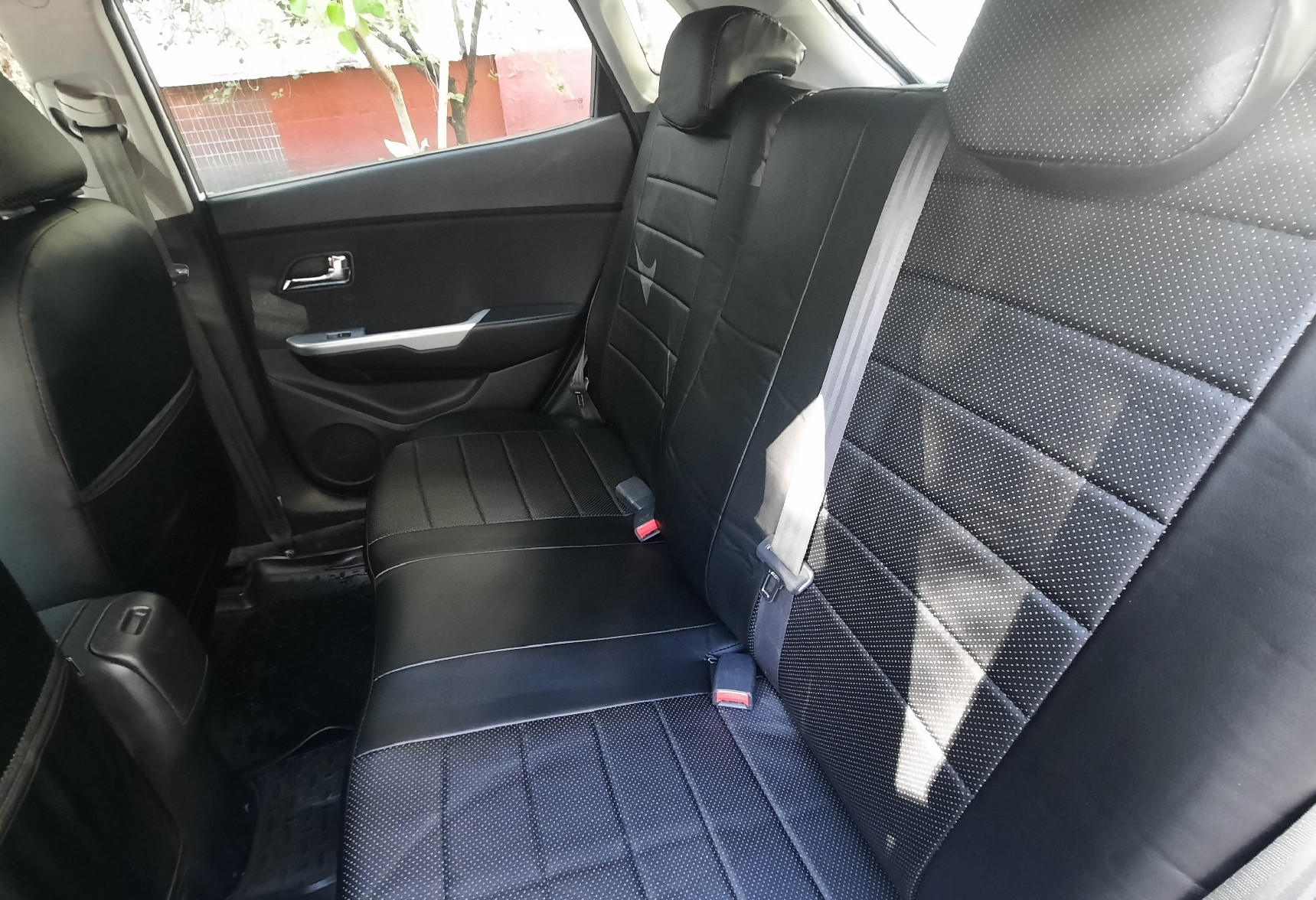 Аренда kia rio эконом класса 2014 года в городе Москва Зюзино от 1590 руб./сутки, передний привод, двигатель: бензин, объем 1.6 литров, каско (Впишу в полис), ОСАГО (Впишу в полис), без водителя, недорого, вид 5 - RentRide