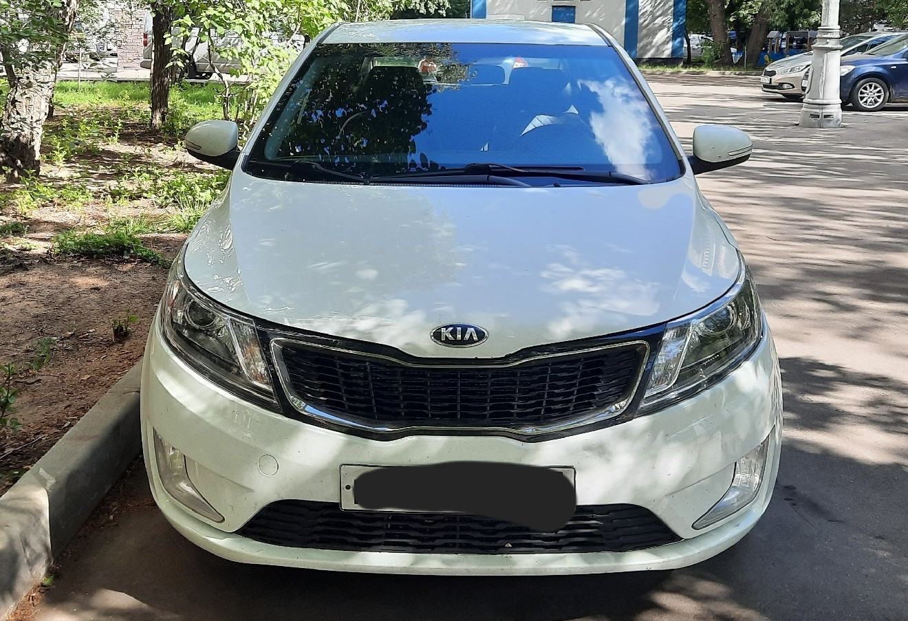 Аренда kia rio эконом класса 2014 года в городе Москва Зюзино от 1590 руб./сутки, передний привод, двигатель: бензин, объем 1.6 литров, каско (Впишу в полис), ОСАГО (Впишу в полис), без водителя, недорого, вид 6 - RentRide