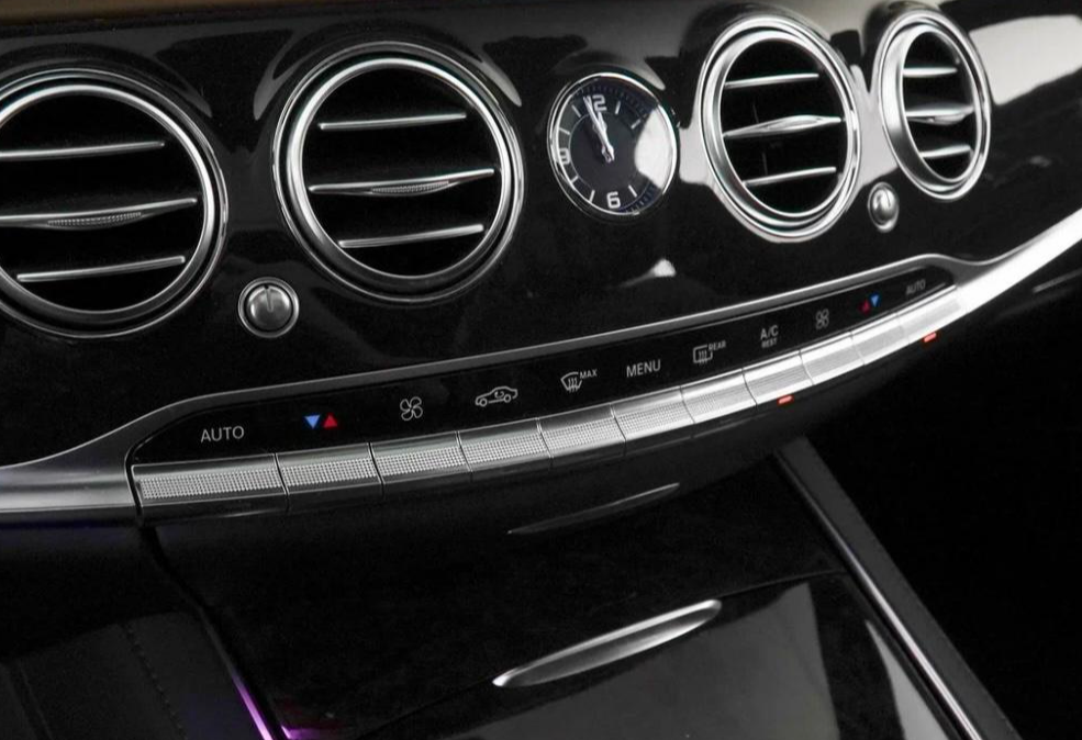 Аренда mercedes-benz s-klass премиум класса 2017 года в городе Москва Прокшино от 12000 руб./сутки, полный привод, двигатель: бензин, объем 4.7 литров, ОСАГО (Впишу в полис), без водителя, недорого, вид 10 - RentRide