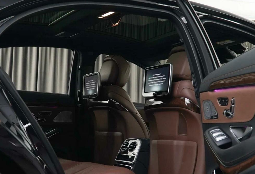 Аренда mercedes-benz s-klass премиум класса 2017 года в городе Москва Прокшино от 12000 руб./сутки, полный привод, двигатель: бензин, объем 4.7 литров, ОСАГО (Впишу в полис), без водителя, недорого, вид 12 - RentRide