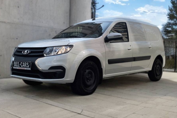 Прокат авто lada largus эконом класса 2024 года в городе Москва Славянский бульвар от 2160 руб./сутки, передний привод, каско (Мультидрайв), ОСАГО (Мультидрайв), без водителя, недорого - RentRide