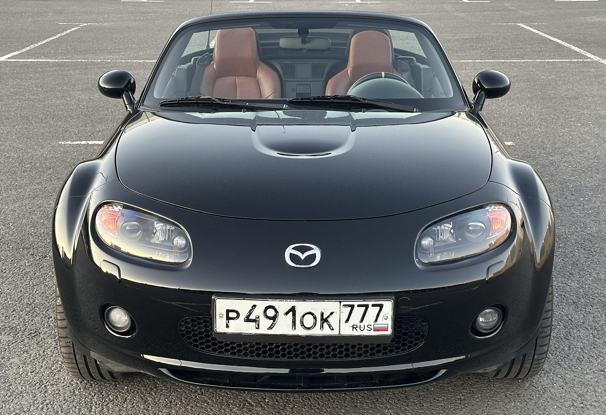 Аренда mazda mx-5 2008 года в городе Москва от 15992 руб./сутки, задний привод, двигатель: бензин, объем 2 литра, ОСАГО (Впишу в полис), без водителя, недорого, вид 4 - RentRide