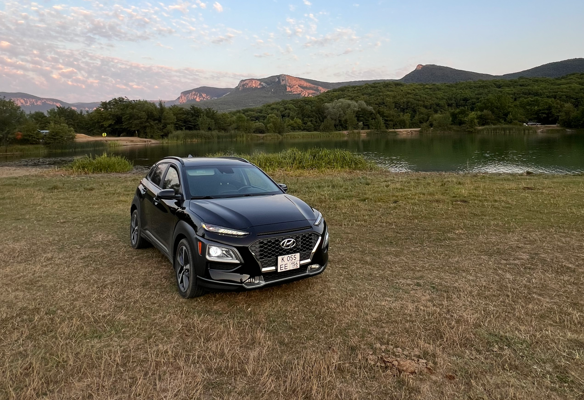 Аренда hyundai kona стандарт класса 2020 года в городе Москва Речной вокзал от 3500 руб./сутки, полный привод, двигатель: бензин, ОСАГО (Мультидрайв), без водителя, недорого, вид 3 - RentRide