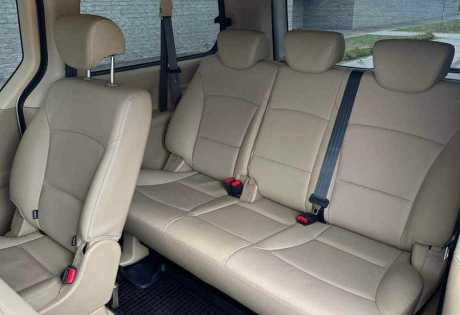 Аренда hyundai h-1 комфорт класса 2021 года в городе Москва от 7800 руб./сутки, задний привод, двигатель: дизель, объем 2.5 литров, ОСАГО (Мультидрайв), без водителя, недорого, вид 5 - RentRide