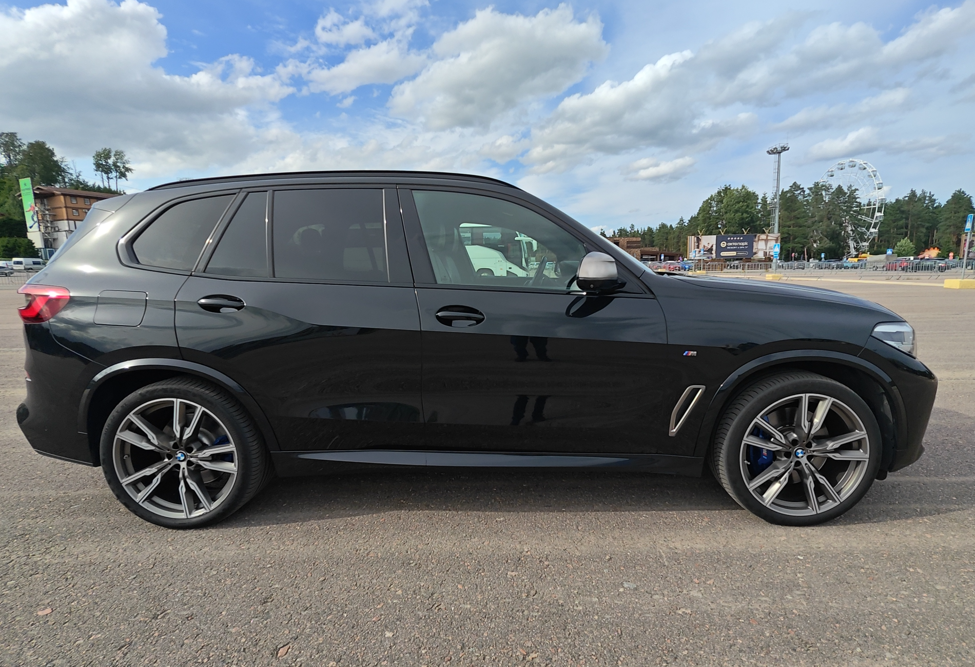 Аренда bmw x5 премиум класса 2019 года в городе Москва Озерки от 17600 руб./сутки, полный привод, двигатель: дизель, объем 3 литра, каско (Мультидрайв), ОСАГО (Мультидрайв), без водителя, недорого, вид 4 - RentRide