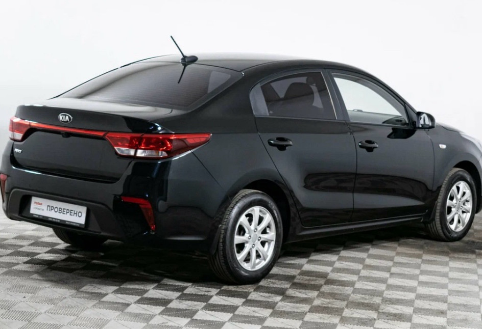Аренда kia rio эконом класса 2017 года в городе Москва ВДНХ от 1790 руб./сутки, передний привод, двигатель: бензин, объем 1.6 литров, ОСАГО (Мультидрайв), без водителя, недорого, вид 3 - RentRide