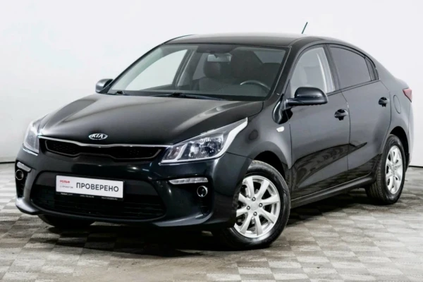 Прокат авто kia rio эконом класса 2017 года в городе Москва ВДНХ от 1790 руб./сутки, передний привод, двигатель: бензин, объем 1.6 литров, ОСАГО (Мультидрайв), без водителя, недорого - RentRide