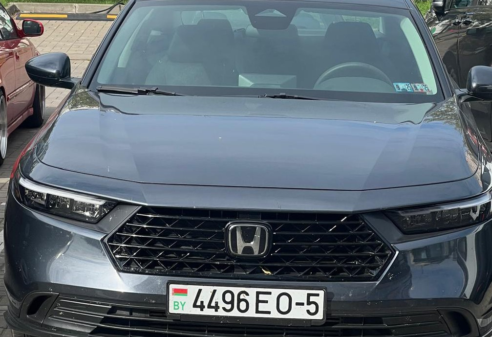 Аренда honda accord бизнес класса 2024 года в городе Москва Волгоградский проспект от 5200 руб./сутки, передний привод, двигатель: бензин, объем 1.5 литров, ОСАГО (Мультидрайв), без водителя, недорого - RentRide