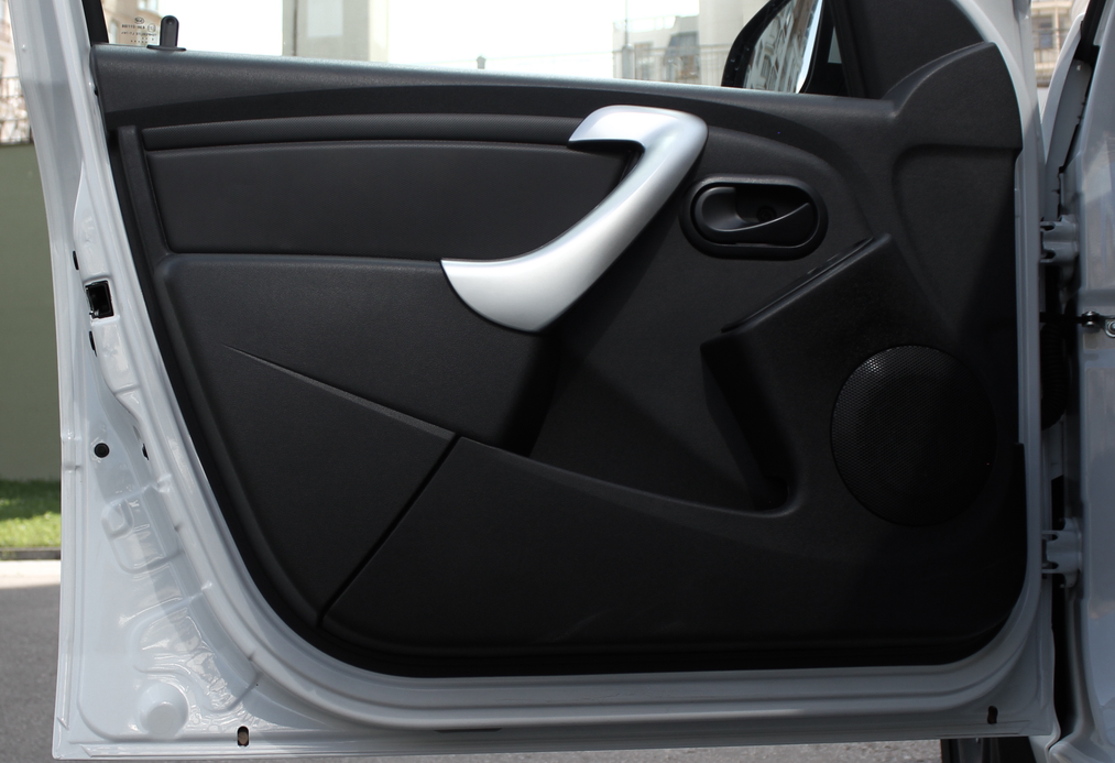 Аренда lada largus эконом класса 2024 года в городе Москва Матвеевское от 2500 руб./сутки, передний привод, двигатель: бензин, объем 1.6 литров, каско (Мультидрайв), ОСАГО (Мультидрайв), без водителя, недорого, вид 7 - RentRide