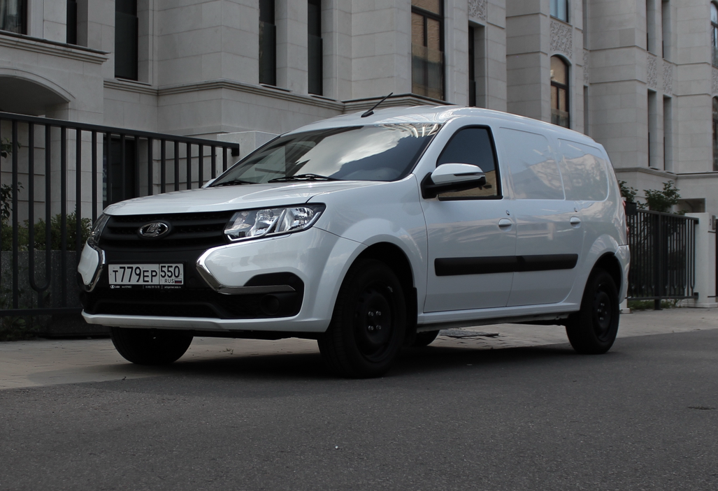 Аренда lada largus эконом класса 2024 года в городе Москва Матвеевское от 2500 руб./сутки, передний привод, двигатель: бензин, объем 1.6 литров, каско (Мультидрайв), ОСАГО (Мультидрайв), без водителя, недорого - RentRide