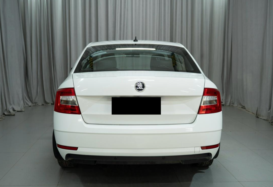 Аренда skoda octavia эконом класса 2019 года в городе Москва Яхромская от 1900 руб./сутки, передний привод, двигатель: бензин, объем 1.6 литров, ОСАГО (Мультидрайв), без водителя, недорого, вид 4 - RentRide
