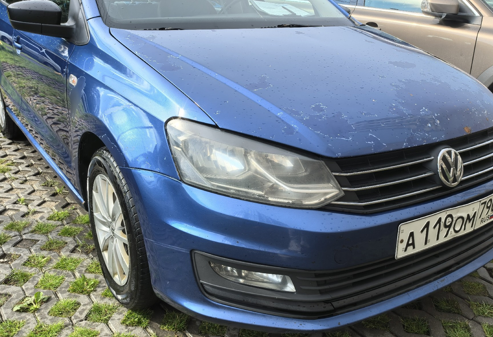 Аренда volkswagen polo эконом класса 2019 года в городе Москва Матвеевское от 3500 руб./сутки, передний привод, двигатель: бензин, объем 1.6 литров, каско (Мультидрайв), ОСАГО (Мультидрайв), без водителя, недорого - RentRide