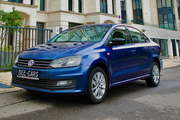 Прокат авто volkswagen polo эконом класса 2019 года в городе Москва Матвеевское от 3500 руб./сутки, передний привод, двигатель: бензин, объем 1.6 литров, каско (Мультидрайв), ОСАГО (Мультидрайв), без водителя, недорого - RentRide