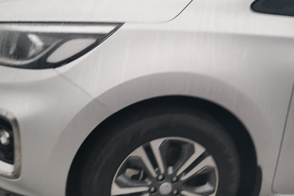 Прокат авто kia carnival 2020 года в городе Москва Сходненская от 6000 руб./сутки, передний привод, двигатель: дизель, объем 2.2 литра, ОСАГО (Мультидрайв), без водителя, недорого - RentRide
