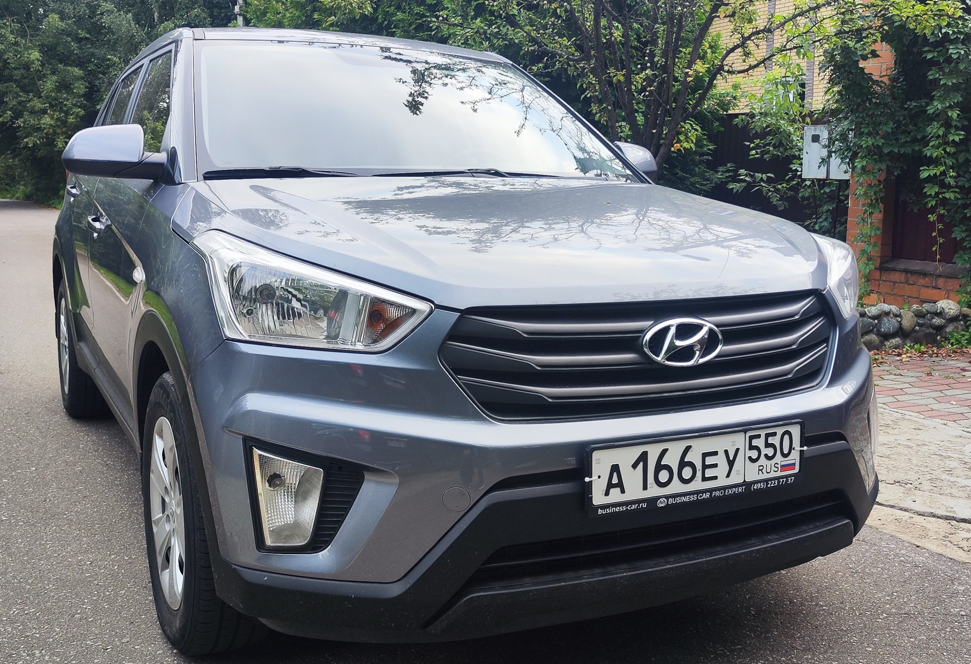 Аренда hyundai creta эконом класса 2018 года в городе Москва Войковская от 2400 руб./сутки, передний привод, двигатель: бензин, объем 1.6 литров, каско (Впишу в полис), ОСАГО (Впишу в полис), без водителя, недорого - RentRide