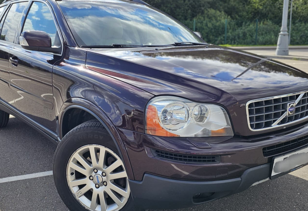 Аренда volvo xc90 комфорт класса 2006 года в городе Москва Прокшино от 4960 руб./сутки, полный привод, двигатель: бензин, объем 2.5 литров, ОСАГО (Впишу в полис), без водителя, недорого - RentRide