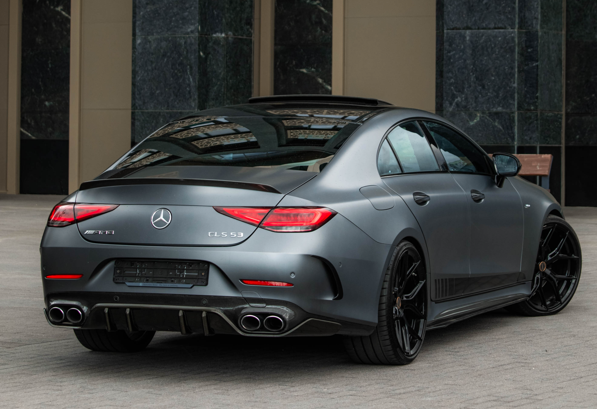 Аренда mercedes-benz cls премиум класса 2020 года в городе Москва от 20000 руб./сутки, полный привод, двигатель: бензин, объем 3 литра, ОСАГО (Впишу в полис), без водителя, недорого, вид 3 - RentRide